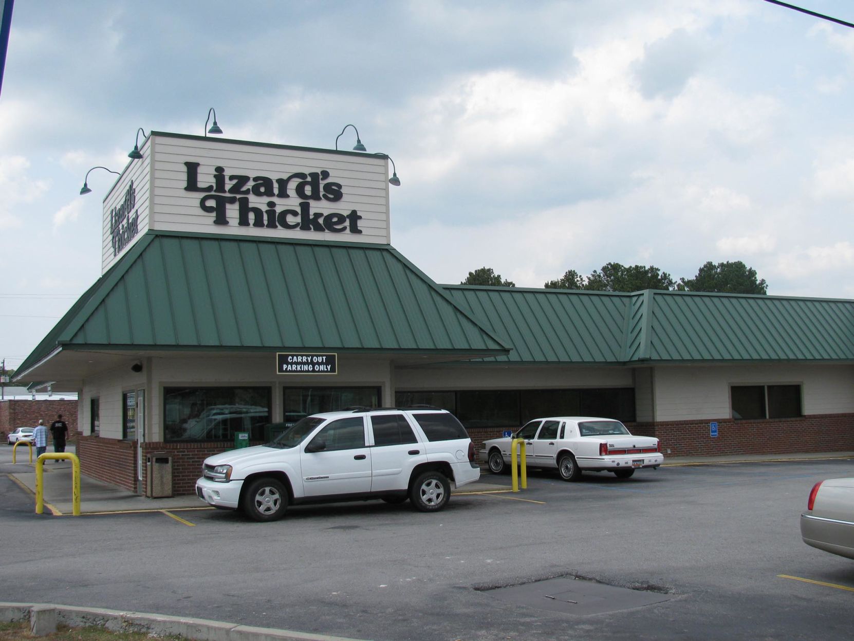 lizards thicket airport blvd